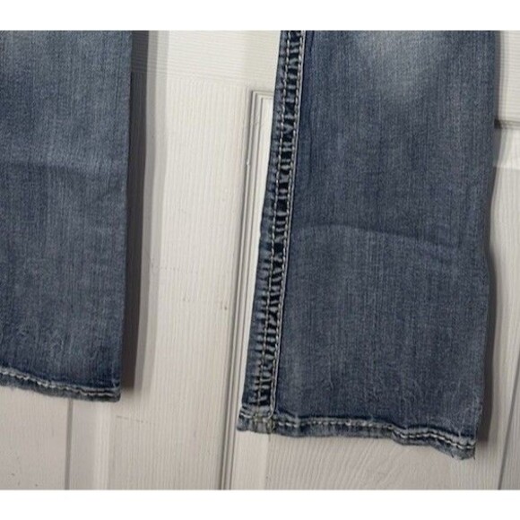 Silver Jeans Women’s 27/33 Tuesday Bootcut Flare Low-Rise Distressed Blue Denim - Picture 5 of 16